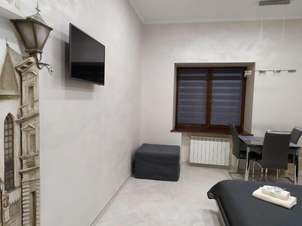 Apartamento RynOK 25 Elite Lviv Center Exterior foto