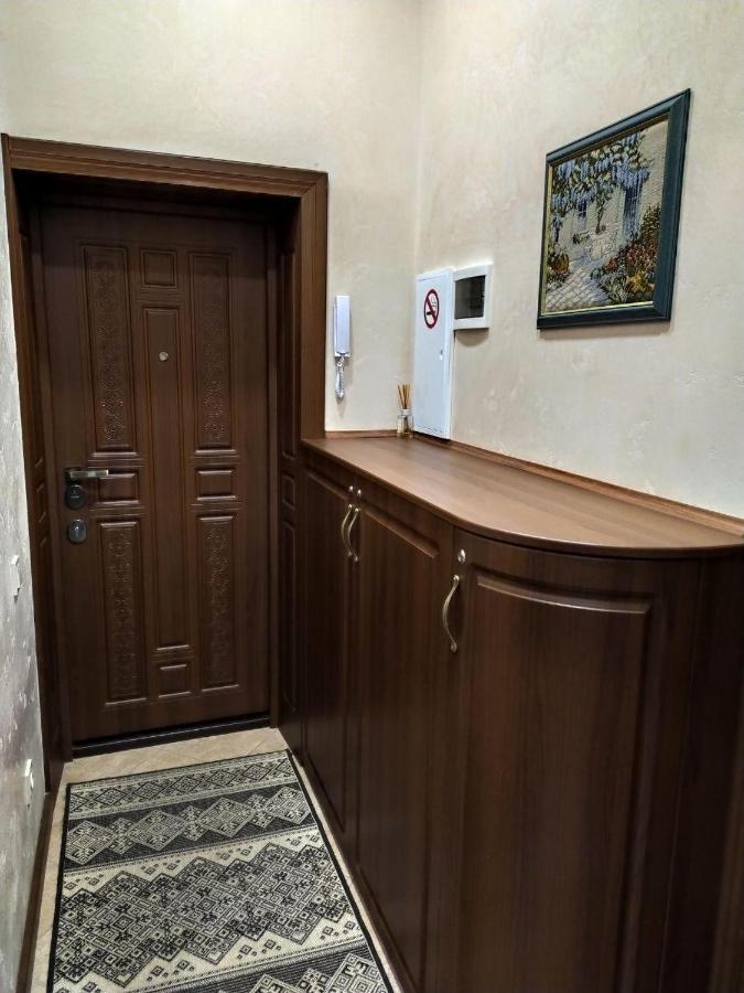 Apartamento RynOK 25 Elite Lviv Center Exterior foto